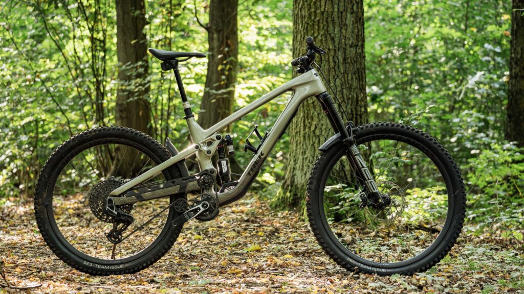 trek slash kolo